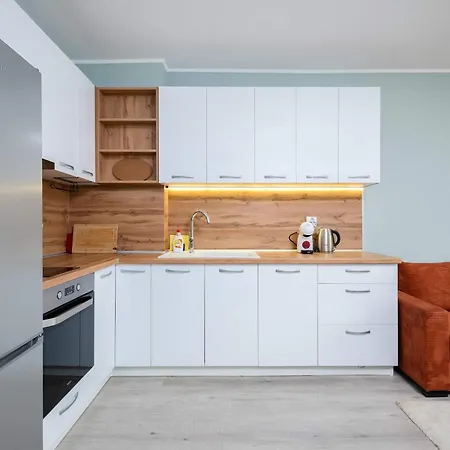 Modern 1br With Balcony Steps From The By Flаt Mаnаgеr Appartamento